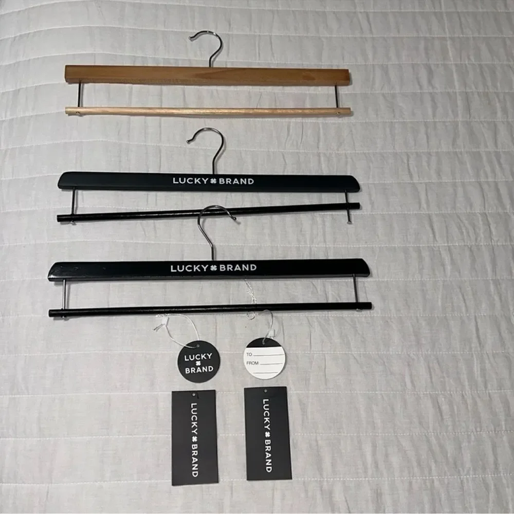 Lucky Brand Black x 2 Tan x 2 Wooden Plush Throw Hangers